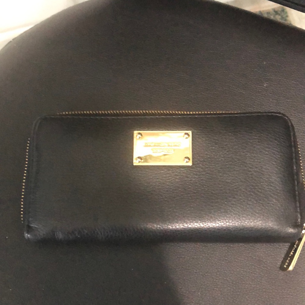 Michael Kors wallet